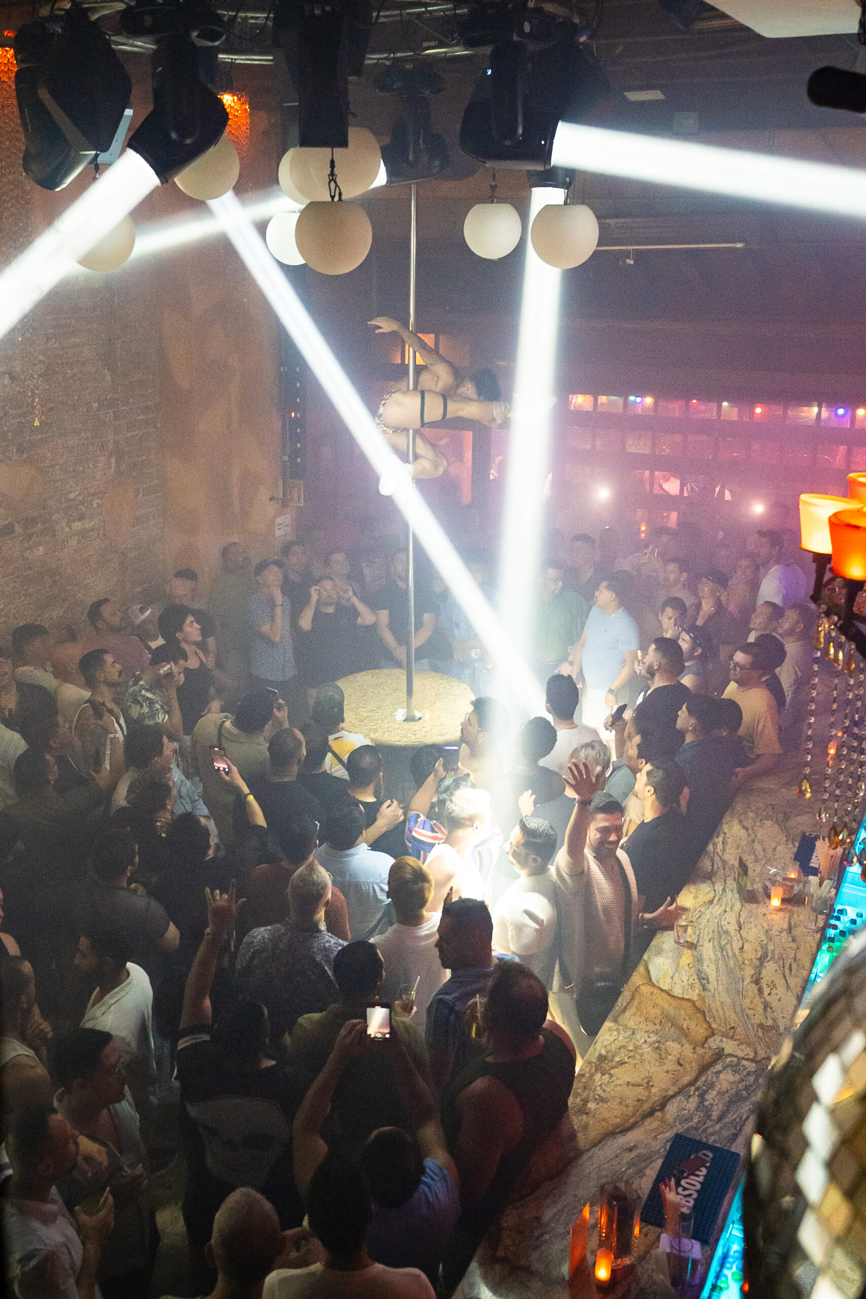 La Noche Bar