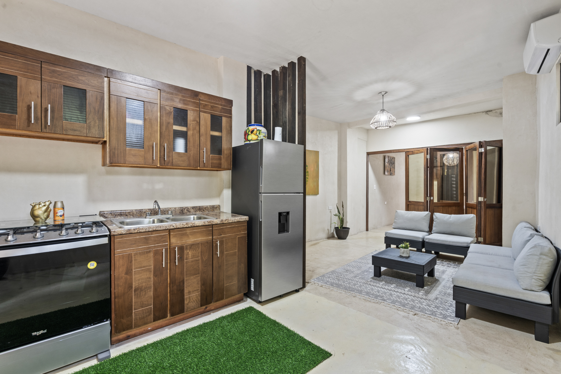 Riverfront Duplex House Paso Ancho