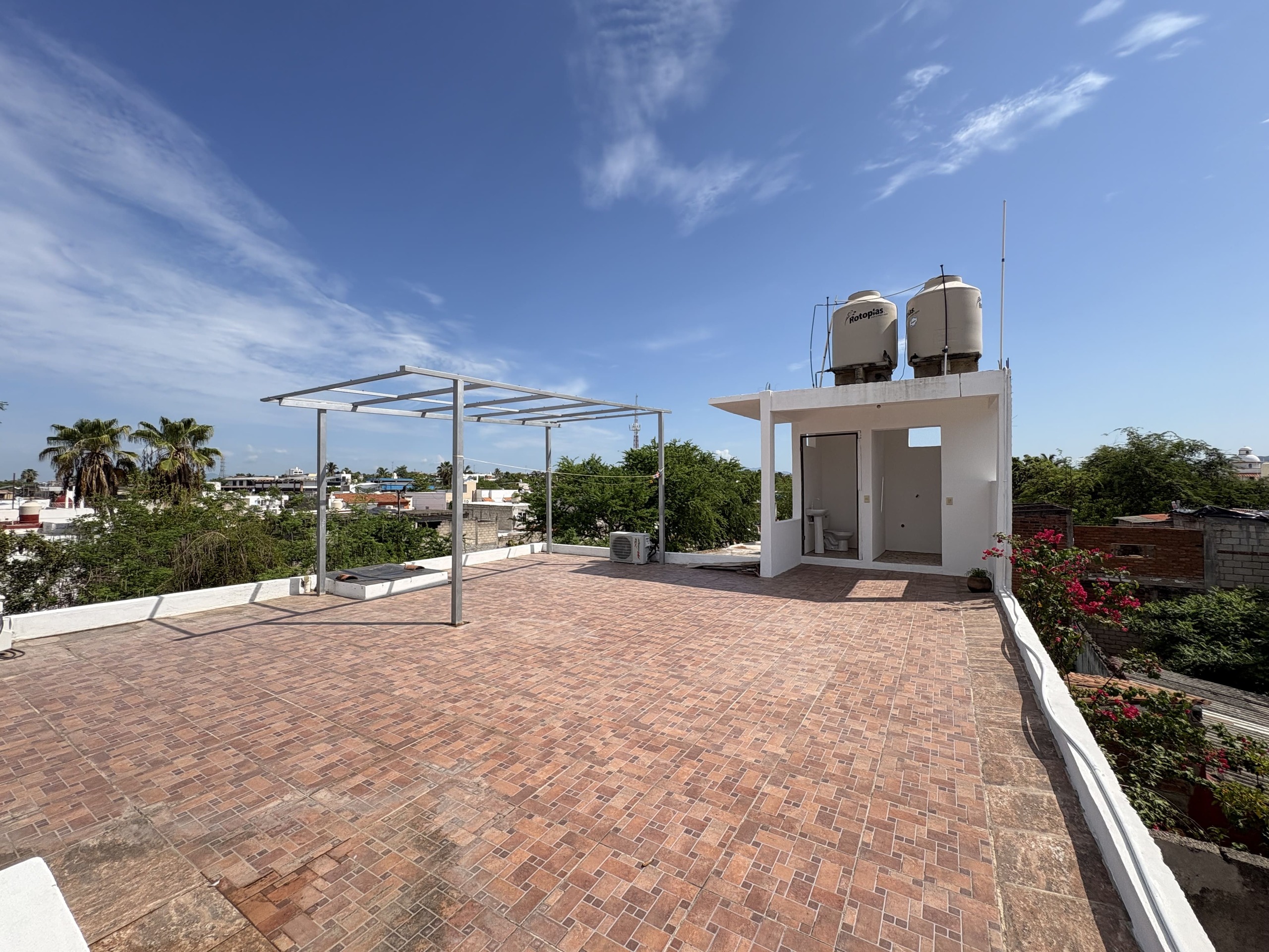 Casa Tres Suites